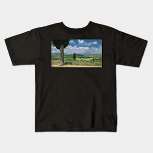 Panoramic view on Val d'Orcia, Tuscany Kids T-Shirt